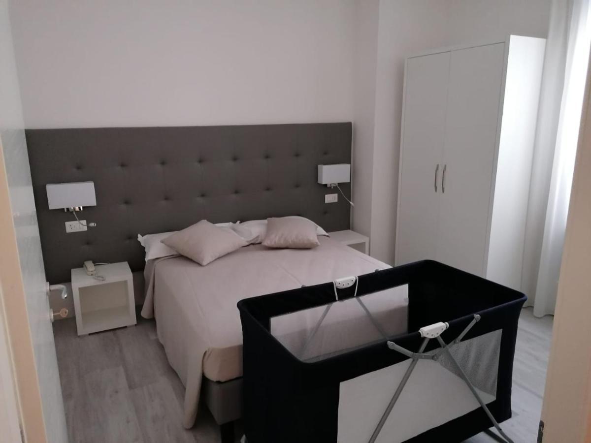 Hotel Ardea Риччоне Экстерьер фото