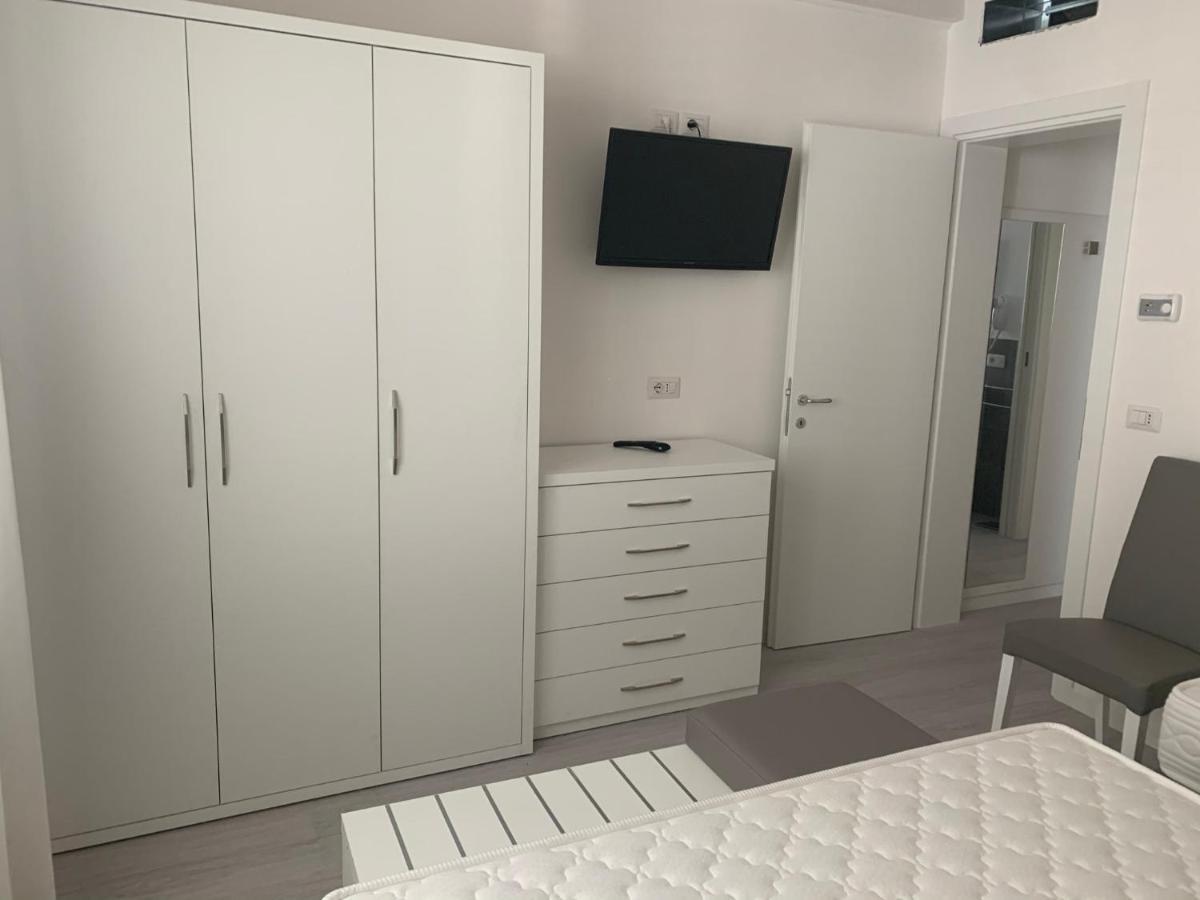 Hotel Ardea Риччоне Экстерьер фото